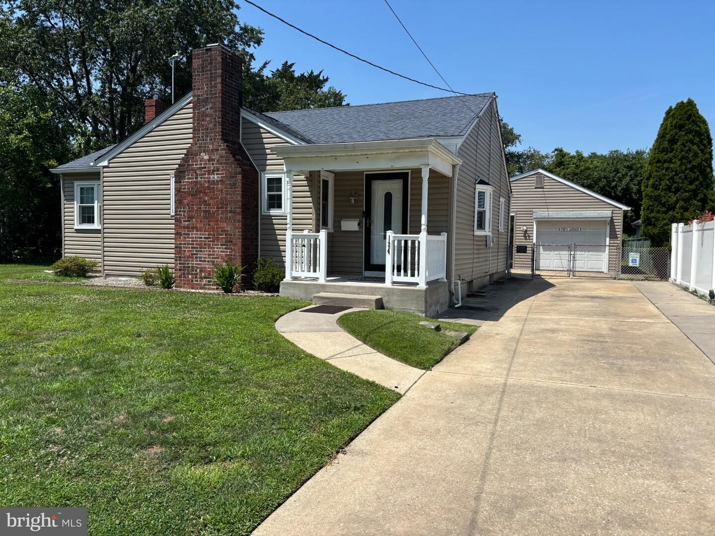 Property Photo: 124 Ashurst Lane NJ 08060