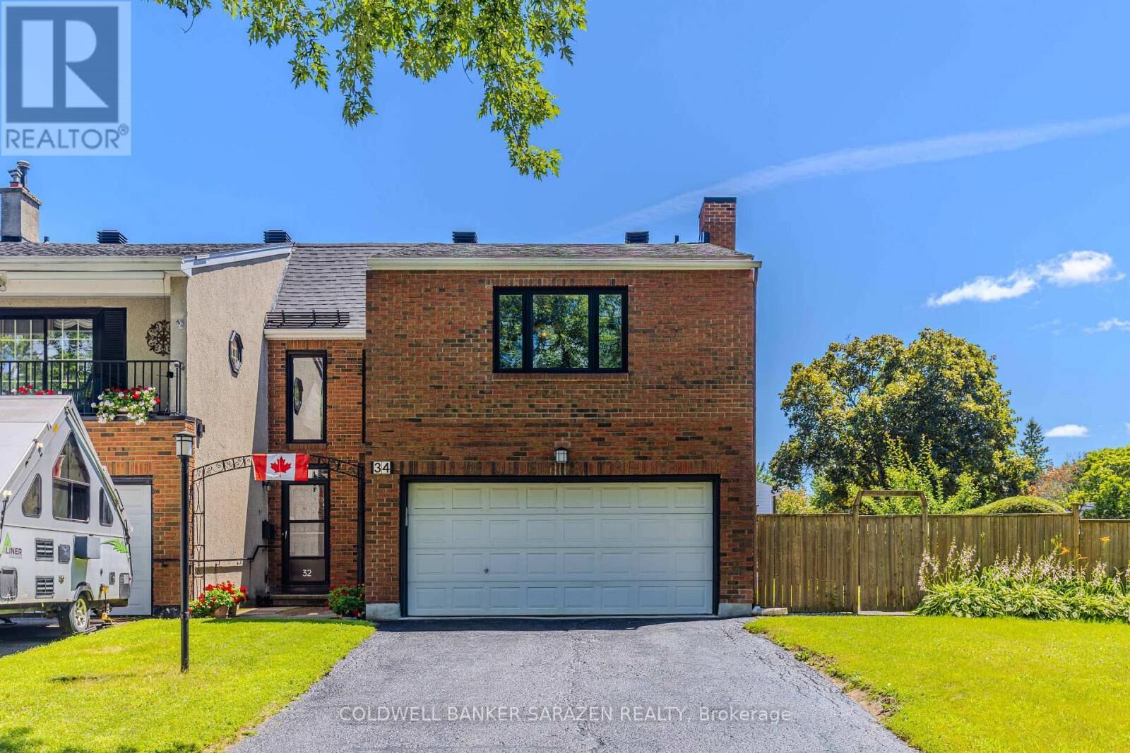Property Photo:  34 Hobart Crescent  ON K2H 5S4 