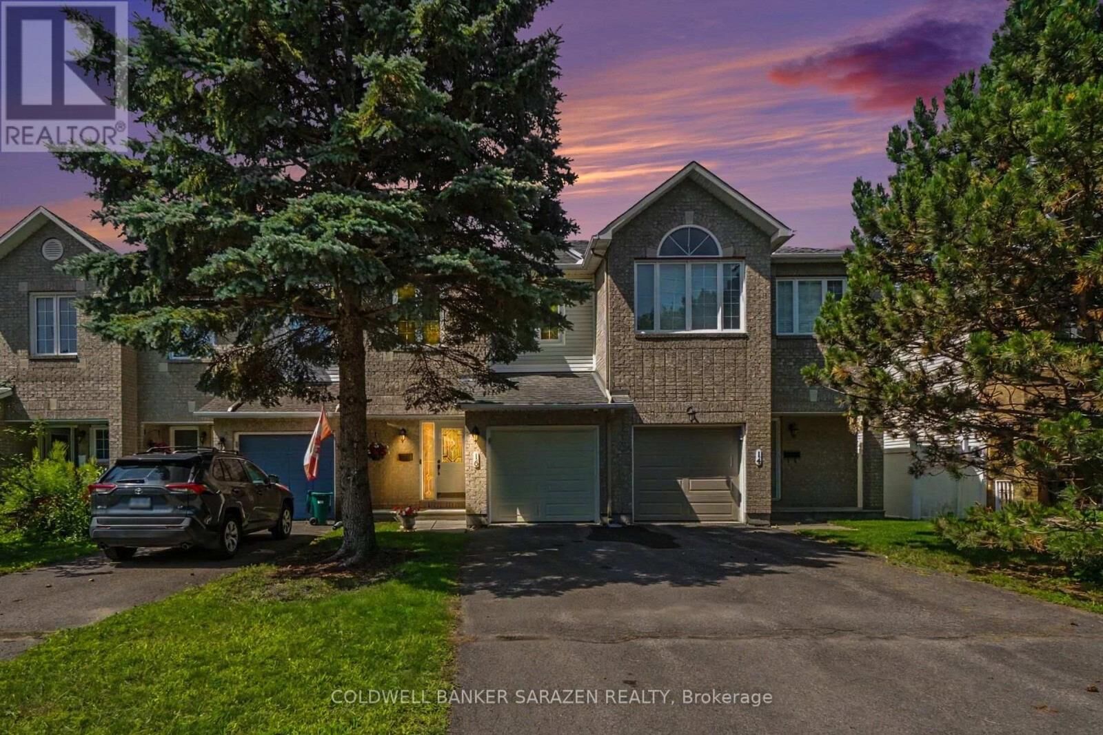 Property Photo:  16 Crownridge Drive  ON K2M 2M7 