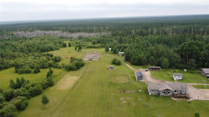 Photo de la propriété:  82070 Boggy River Road  MB R0E 1L0 