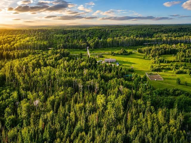 Property Photo: 82070 Boggy River Road MB R0E 1L0
