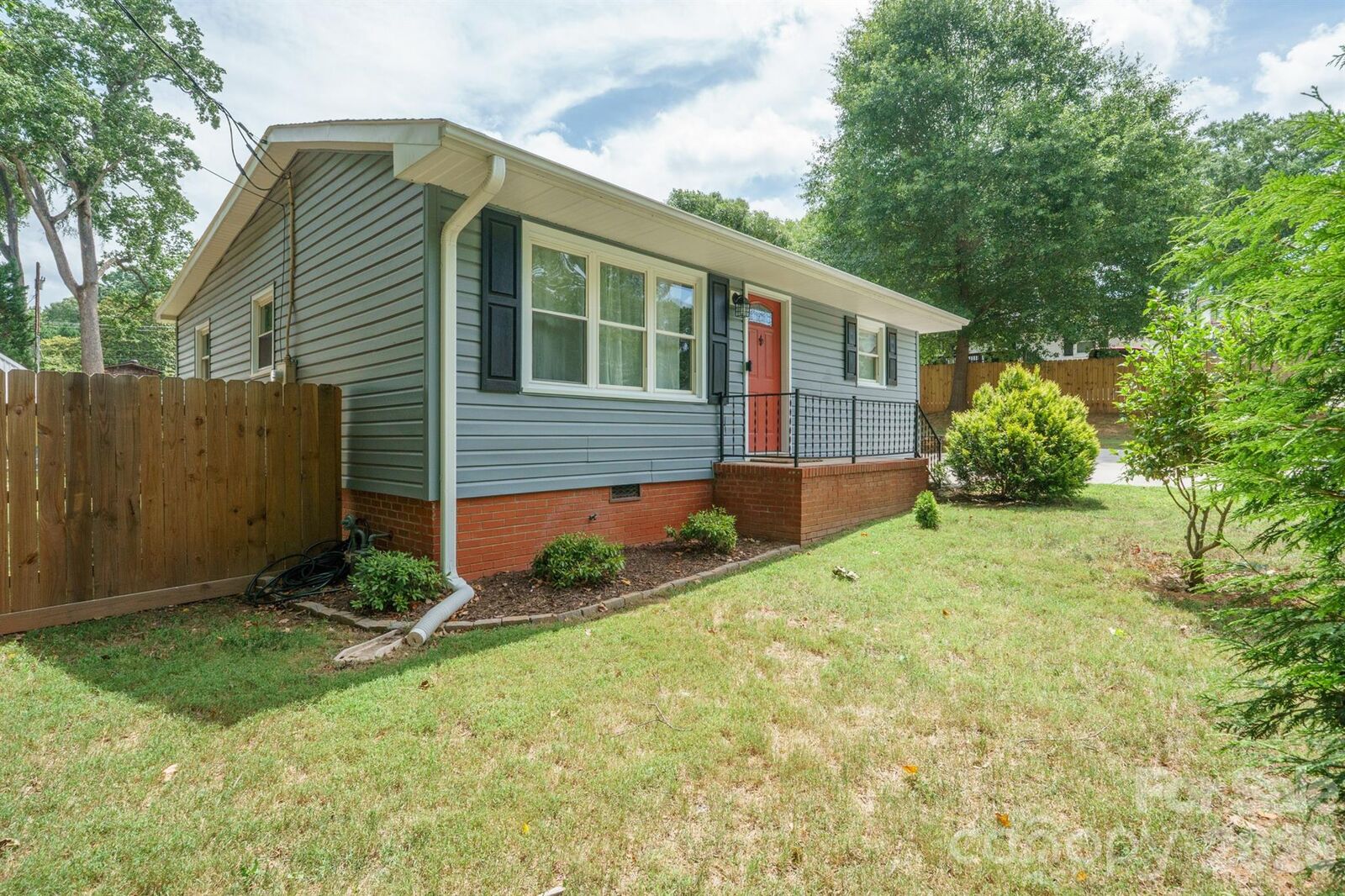 Property Photo:  200 Point Circle  NC 28012 