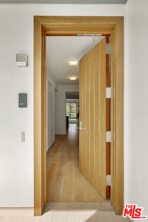 Property Photo: 1705 Ocean Ave, Unit 311 CA 90401