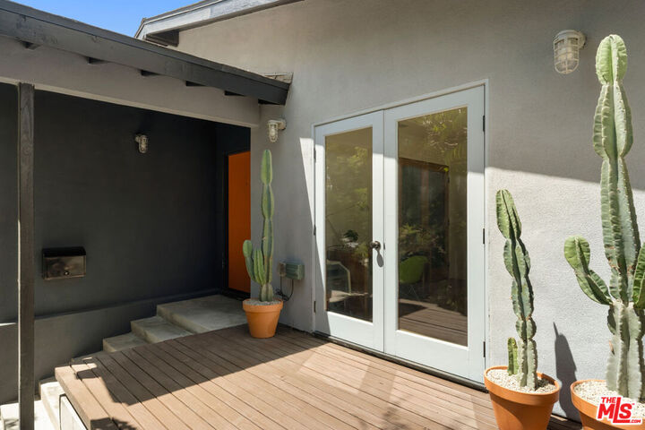 Property Photo: 1835 N Avenue 55 CA 90042