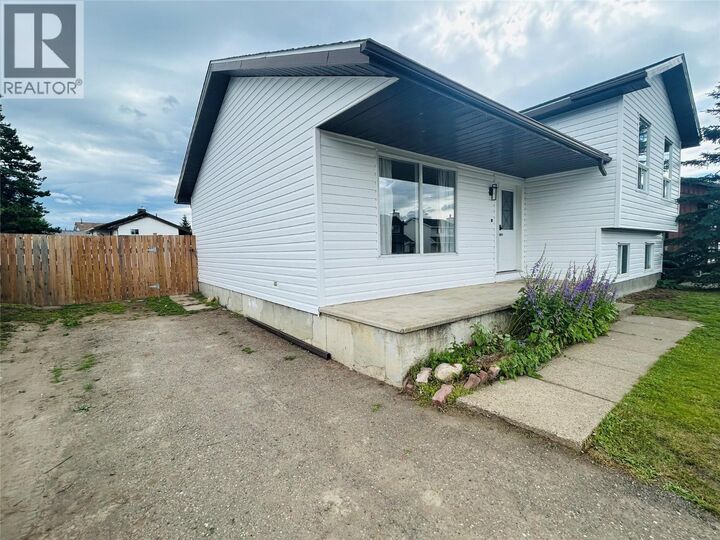 Property Photo:  156 Valleyview Crescent  BC V0C 2W0 