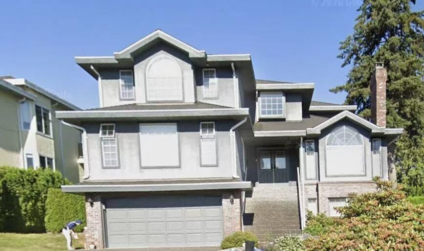 Property Photo:  1073X Walnut Close  BC V4N 1W2 