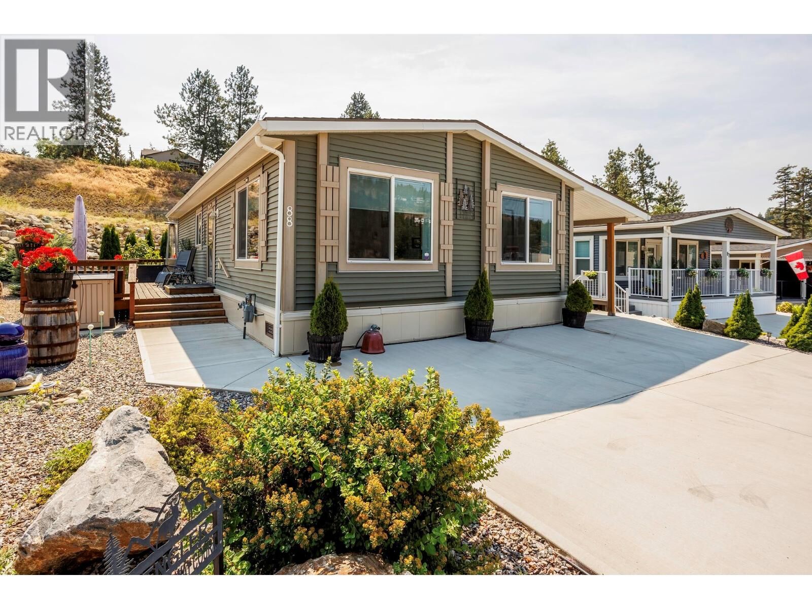 Property Photo: 1835 Nancee Way Court 88 BC V1Z 4C1