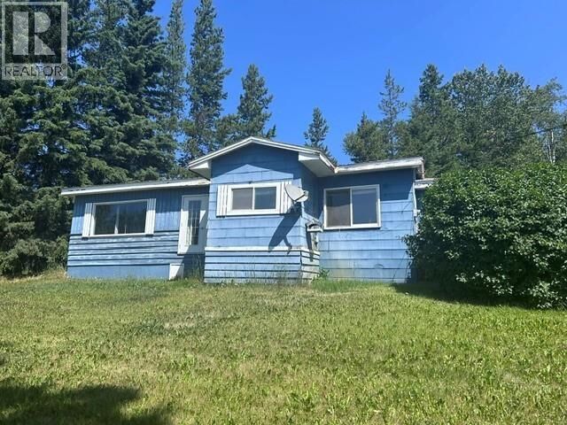 10370 16 Highway — photo 1