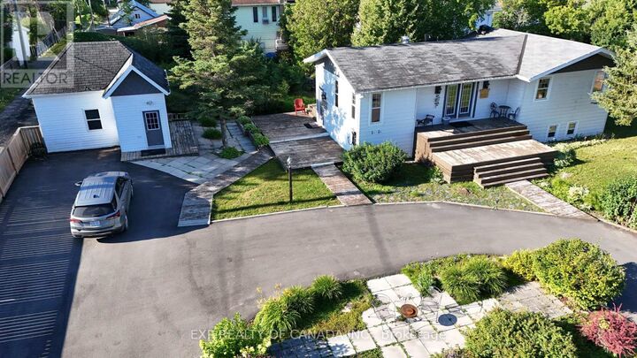 Property Photo: 34 Seventh Street West ON P0L 1C0