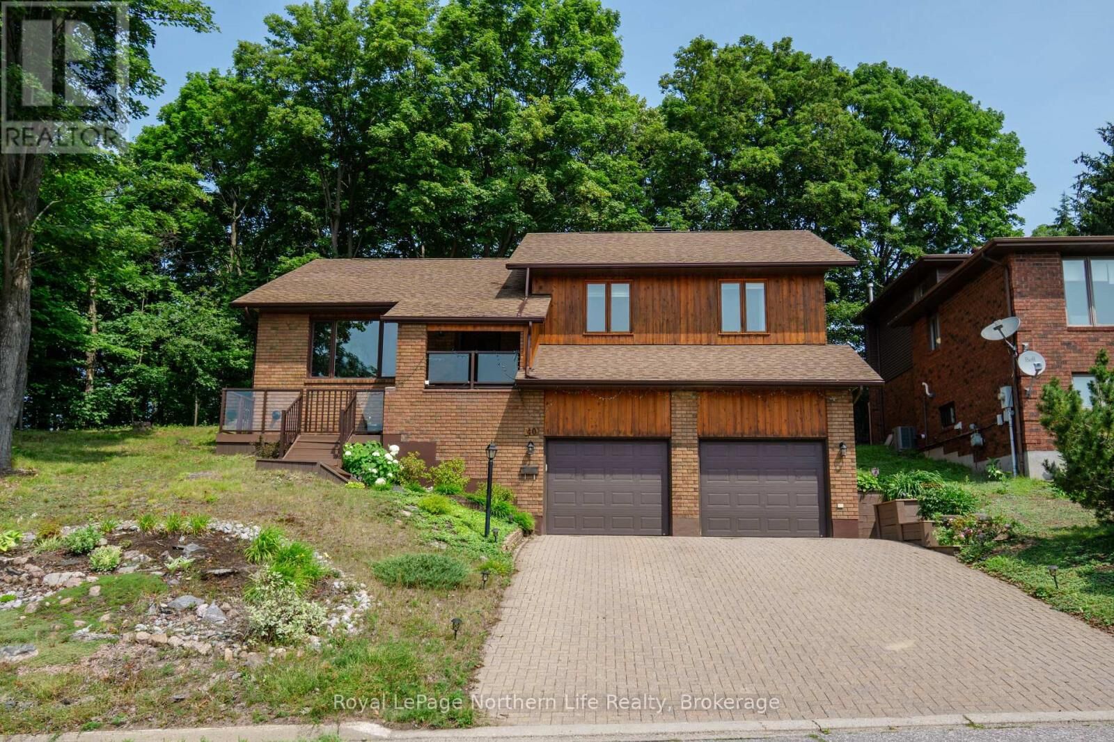 Property Photo:  40 Ellendale Drive  ON P1B 8X6 