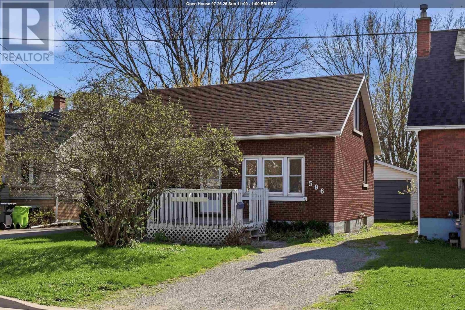 Property Photo: 596 Sherbourne St ON P6C 3X7