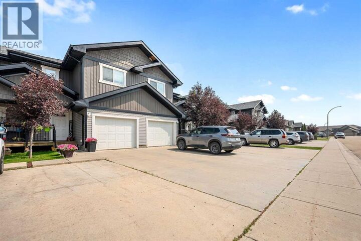 Property Photo: 1511 47C Avenue SK S9V 1W7