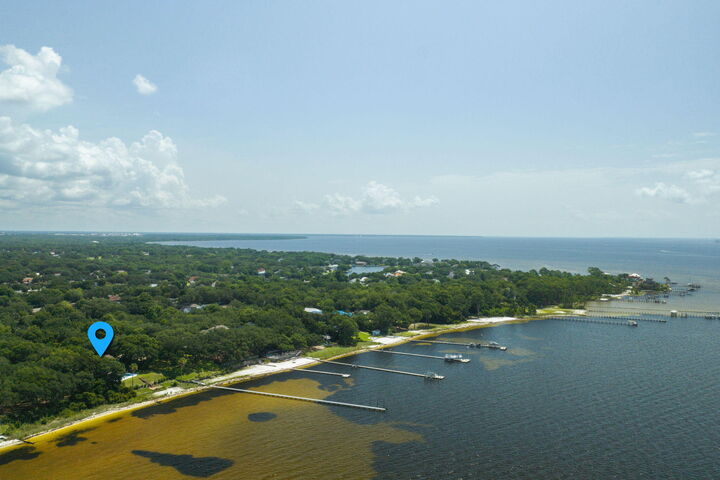 Property Photo:  93 Meigs Drive  FL 32579 