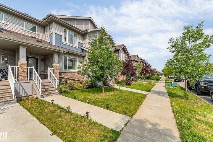 Property Photo:  1514 26 Avenue NW  AB T6T 0W2 