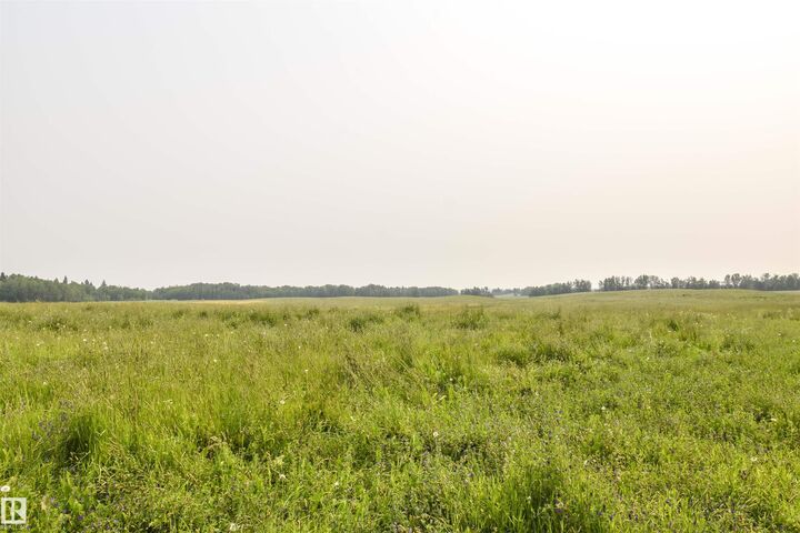 Property Photo:  Twp Rd 534 And Hwy 43  AB T0E 1V0 