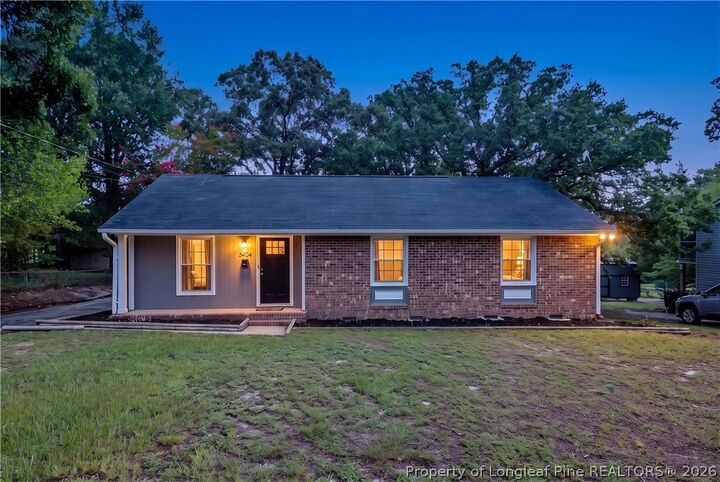 Property Photo:  5404 Sandstone Drive  NC 28311 