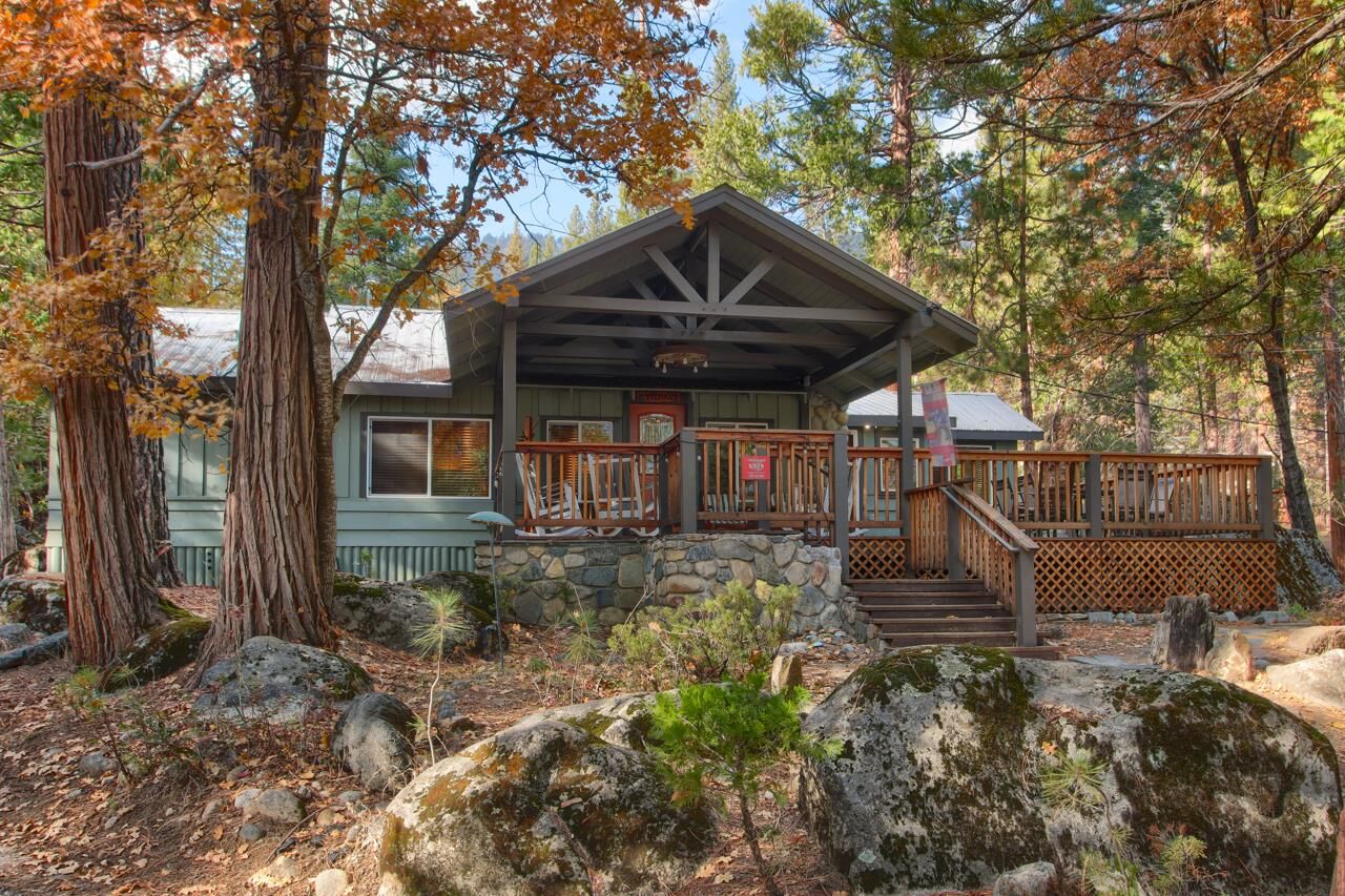 Property Photo: 2629 Mariposa CA 95389