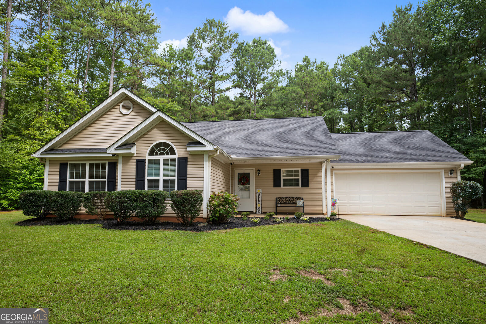 Property Photo:  325 Leonard Road  GA 30241 