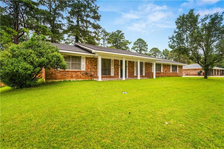 Property Photo:  1481 Susek Drive  LA 71360 