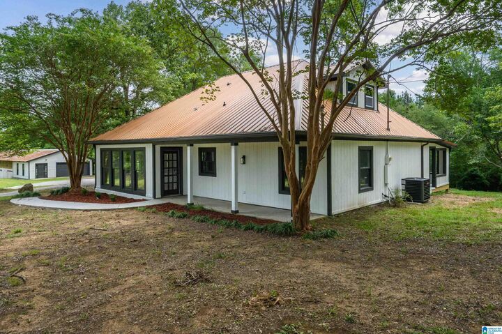 Property Photo:  277 Shawnda Lane  AL 35040 