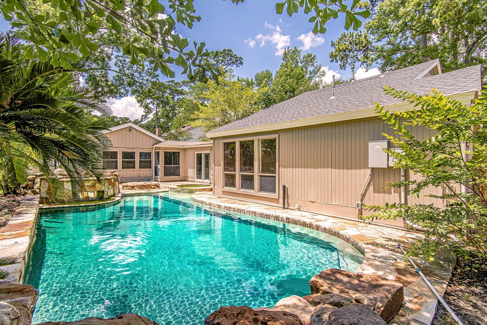 Property Photo:  3406 Forest Village Drive  TX 77339 