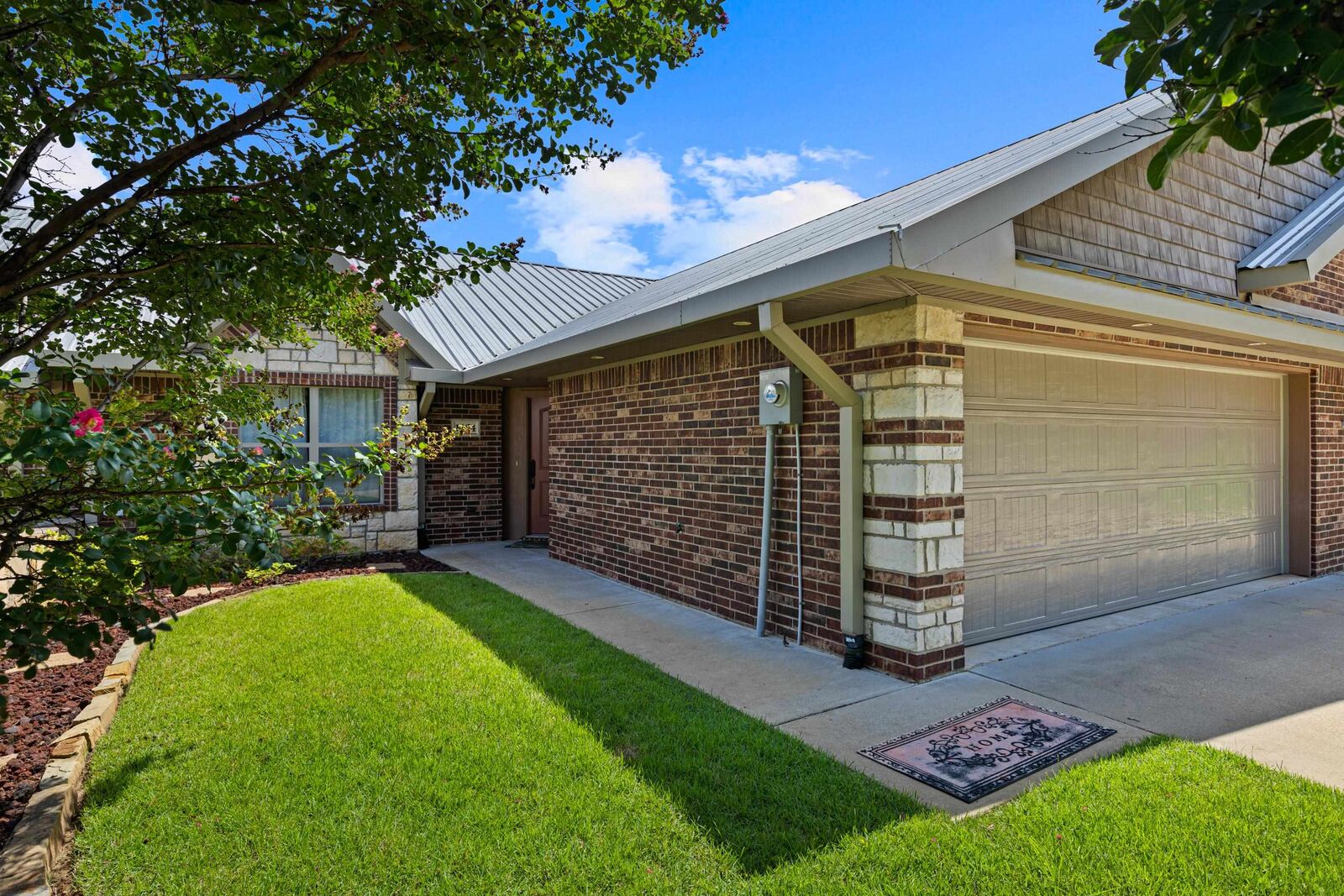 Property Photo:  1424 Garner Lane  TX 75605 
