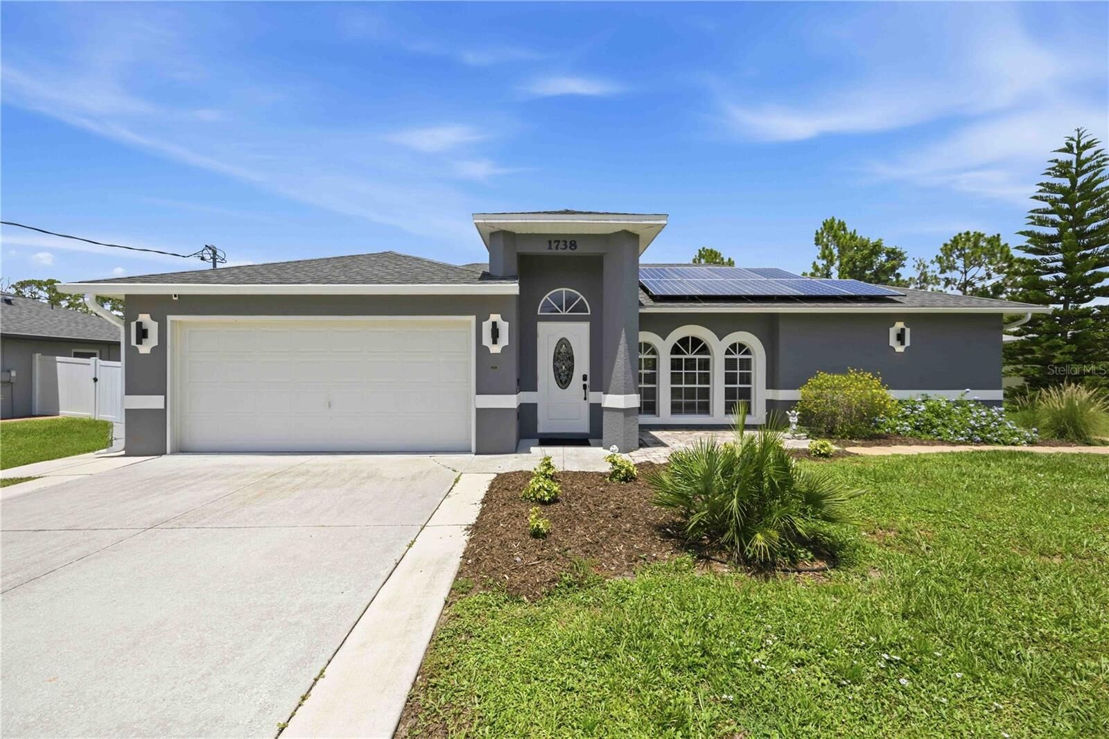 Property Photo:  1738 Lansdale Avenue  FL 34286 