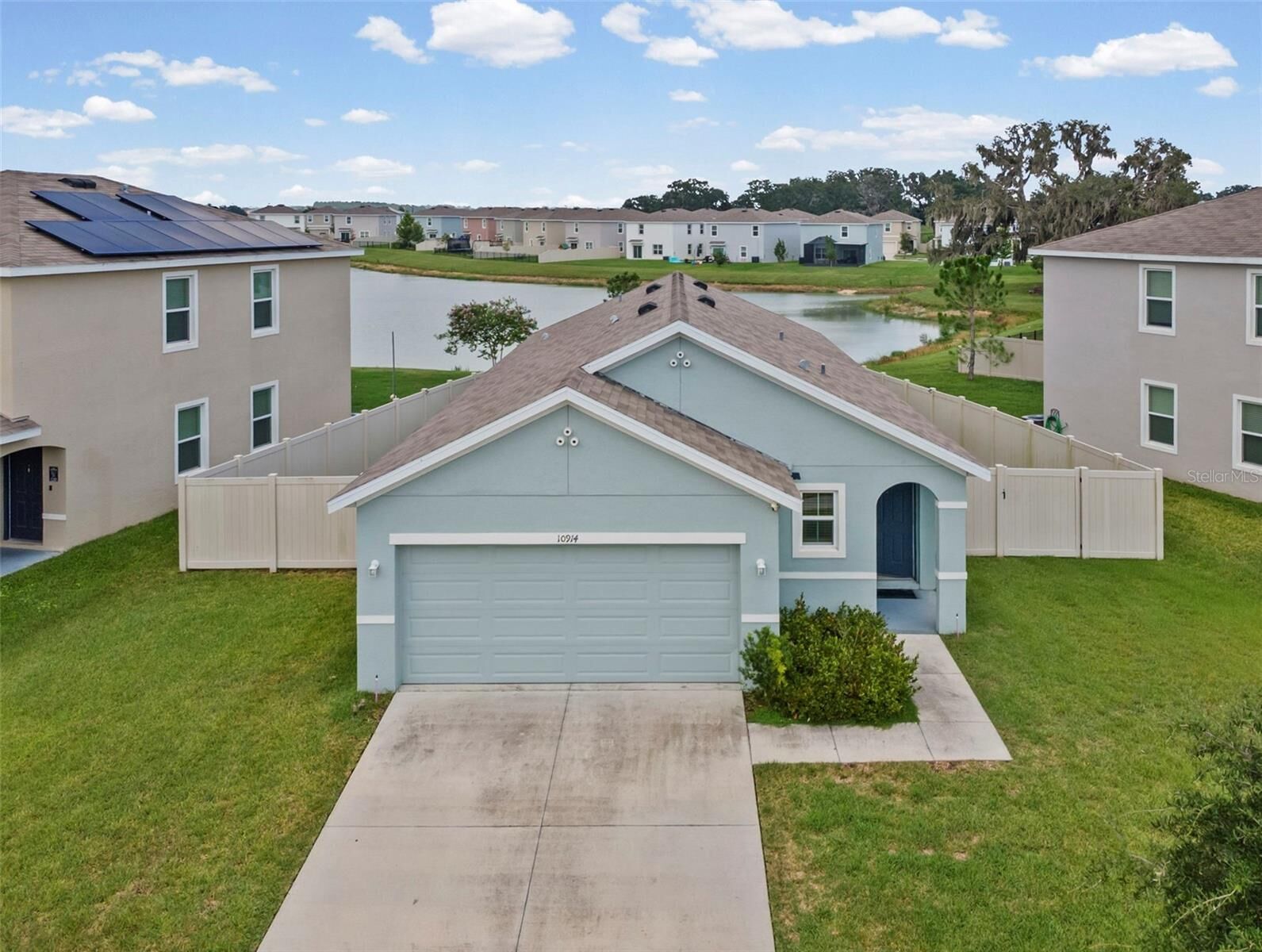 Property Photo:  10914 Penny Gale Loop  FL 33576 