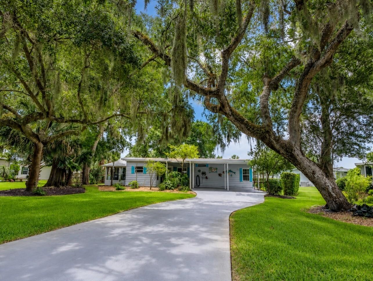 Property Photo:  604 Topside Circle  FL 32141 