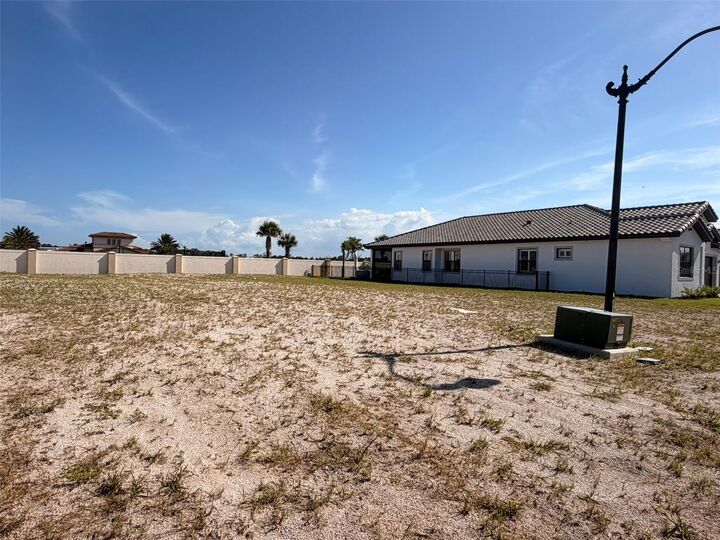 Property Photo: 4 Menorca Way FL 32137