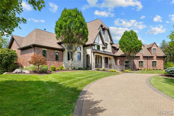 Property Photo: 1222 Devonworth Drive MO 63017