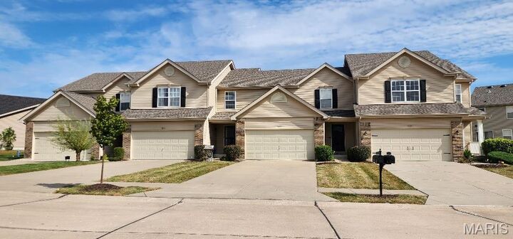 Property Photo:  1844 Sterling Oaks Drive  MO 63376 