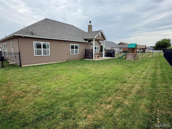 Property Photo:  268 Gabrielle Circle  IL 62010 