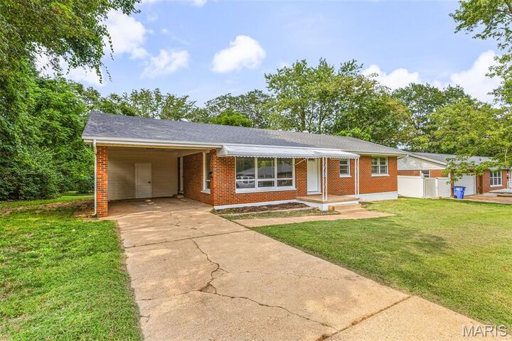 Property Photo:  207 Carter Street  MO 63640 