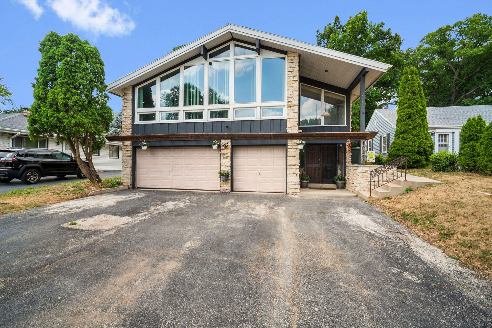 Property Photo:  10340 W Rogers St  WI 53227 