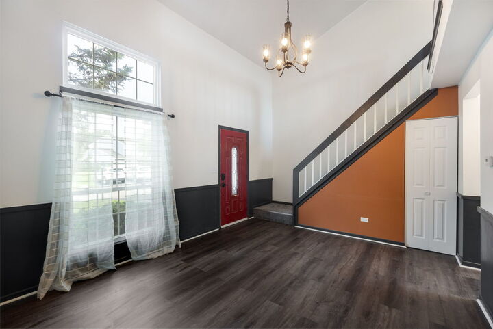 Property Photo: 3318 Southport Drive IL 60042