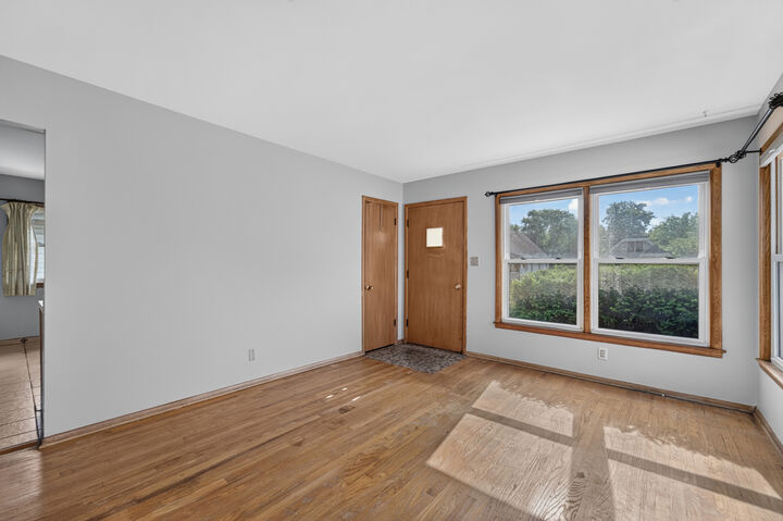 Property Photo:  6520 N 54 Street  WI 53223 