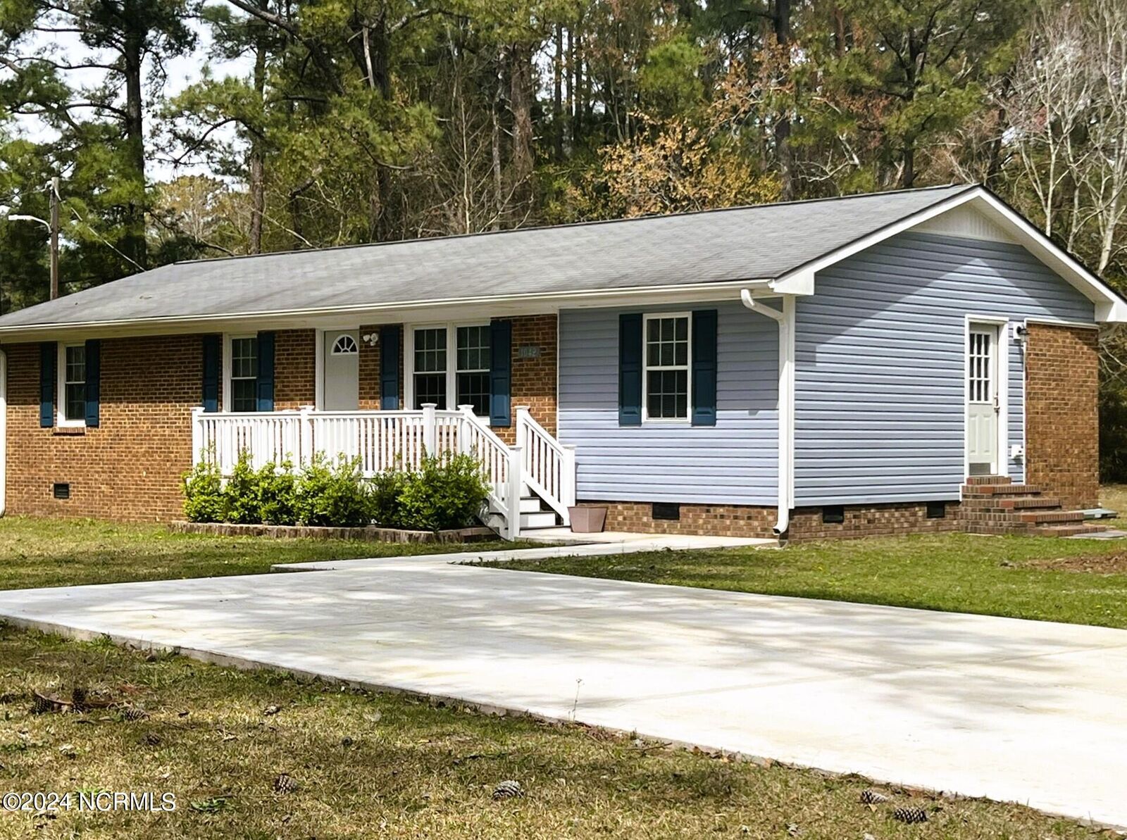 Property Photo: 1042 Ramsey Road NC 28546