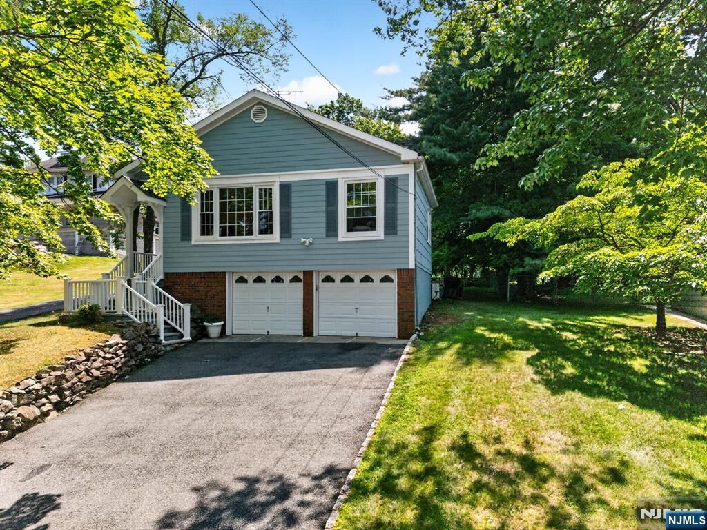 Property Photo:  144 Gould  NJ 07006 