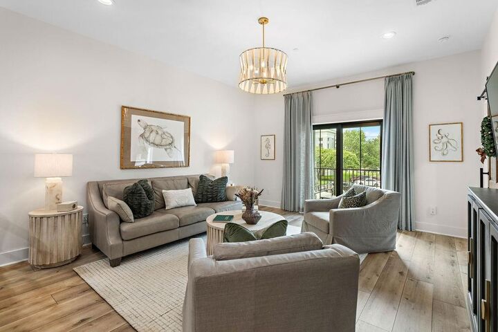 Property Photo: 124 Court Street 201 MS 39520