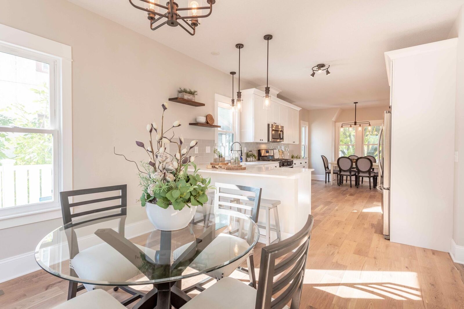 Property Photo:  468 Warwick Street  MN 55105 