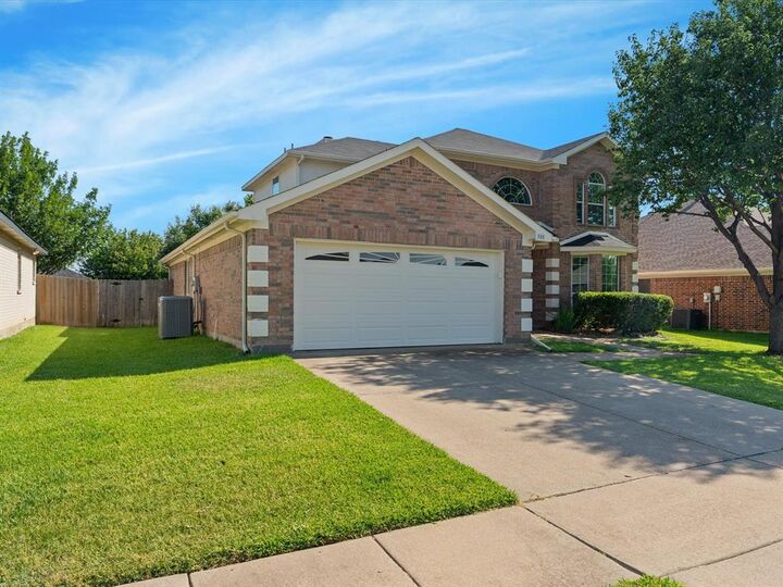 Property Photo:  508 Road Runner Drive  TX 76002 