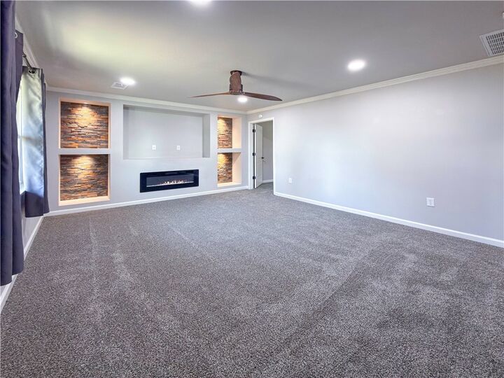 Property Photo:  104 NW 16th Street  AR 72823 