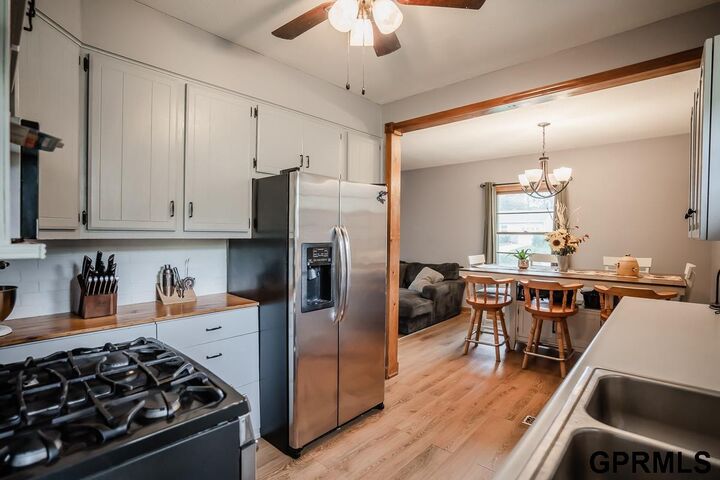 Property Photo:  2131 S 38th Avenue  NE 68105 