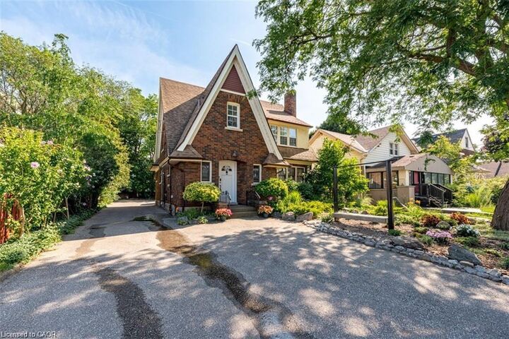Property Photo: 6942 Lundys Lane ON L2G 1V9
