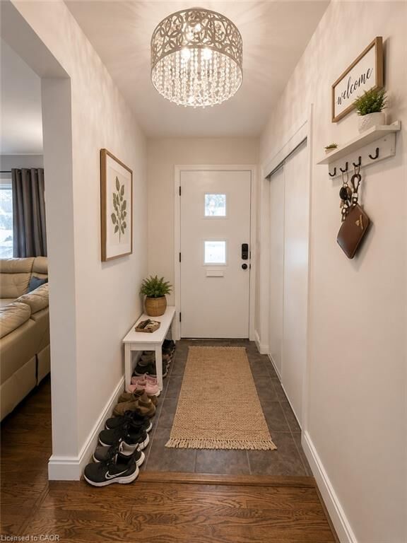 Property Photo:  21 Edgar Drive  ON N6G 1K2 