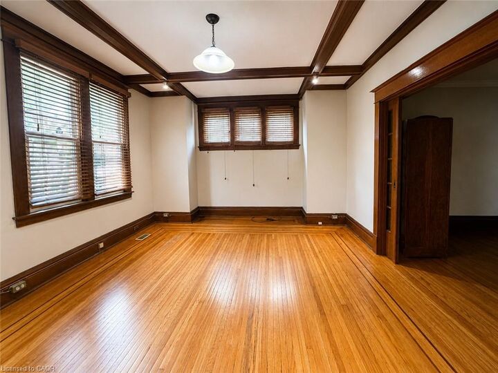 Property Photo:  15 Prospect Street S 1  ON L8M 2Y9 