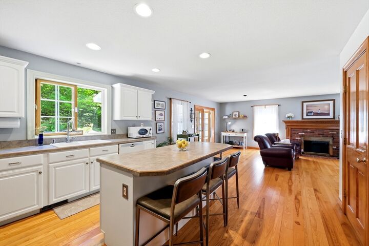 Property Photo:  796 Federal St  MA 01007 