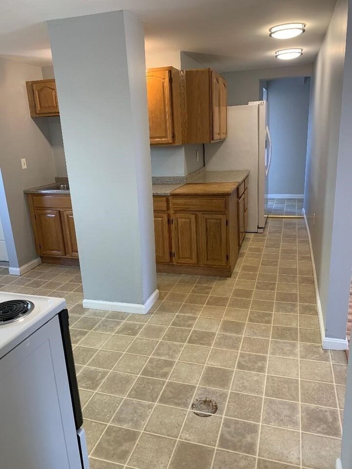 Property Photo:  34 Shamrock Street 2  MA 01605 