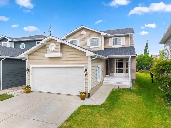 Property Photo:  115 Macewan Park Circle  AB T3K 4A3 